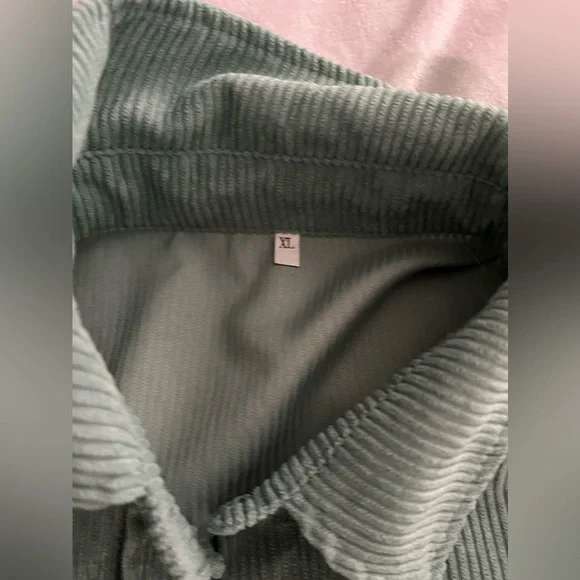 Women’s oversized shacket - Picture 2 of 3